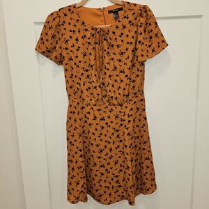 Forever 21 Floral Orange Mini Dress Size Small